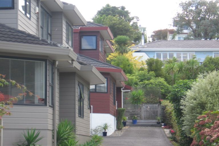 Photo of property in 1/9 Wyoming Avenue, Murrays Bay, Auckland, 0630