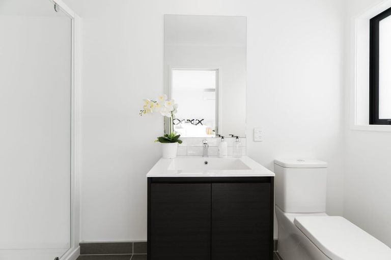 Photo of property in 34 Nugget Avenue, Hobsonville, Auckland, 0616