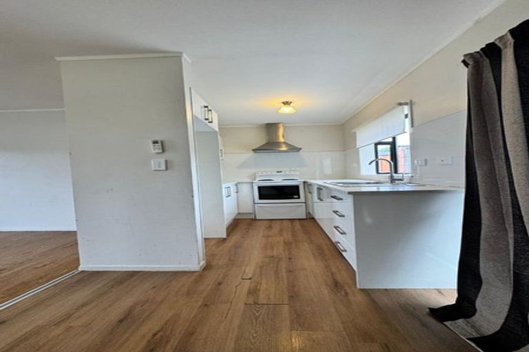 Photo of property in 22 Olive Crescent, Papatoetoe, Auckland, 2025