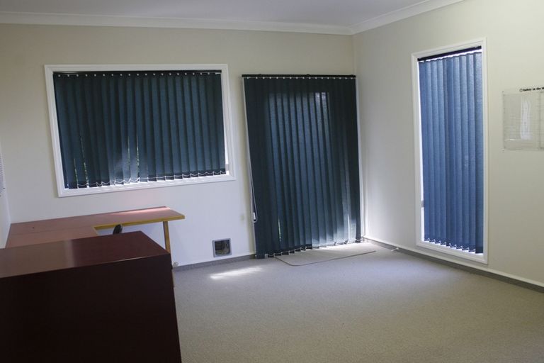 Photo of property in 82 Wakeman Road, Acacia Bay, Taupo, 3330