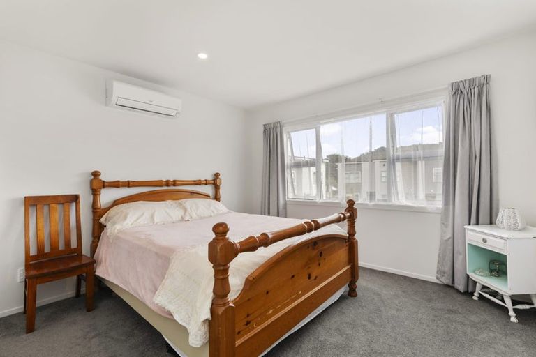 Photo of property in 1117b High Street, Taita, Lower Hutt, 5011