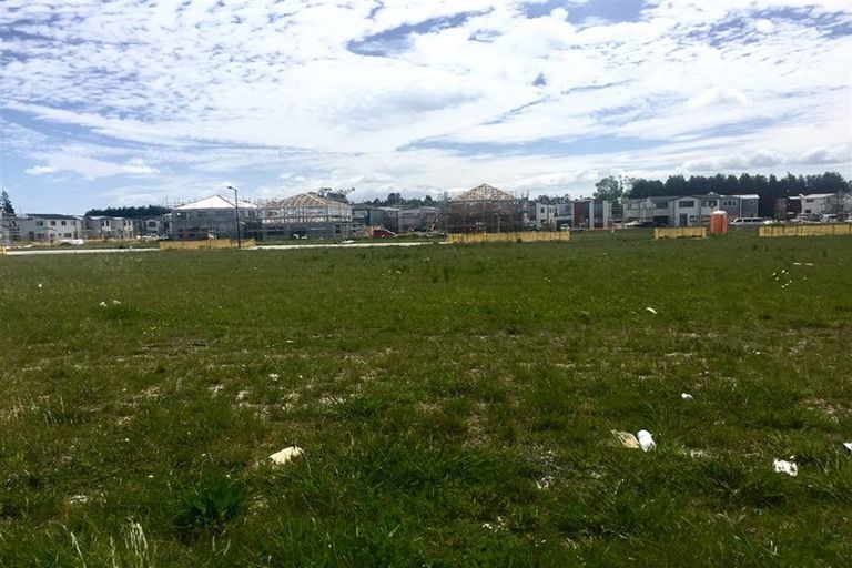 Photo of property in 28 Myland Drive, Hobsonville, Auckland, 0616