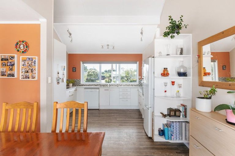 Photo of property in 9 Alpha Avenue, Coastlands, Whakatane, 3120