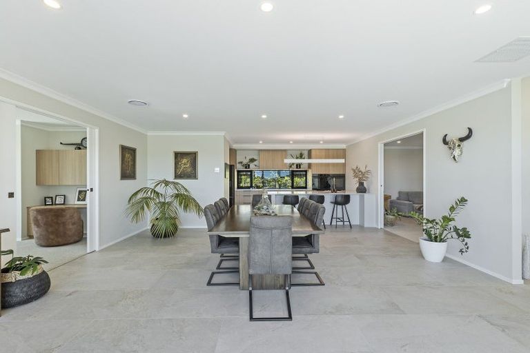 Photo of property in 51 Fernbrook Drive, Hurworth, New Plymouth, 4310