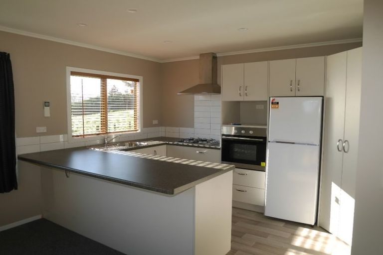 Photo of property in 11 Kebbell Drive, Waikanae, 5391