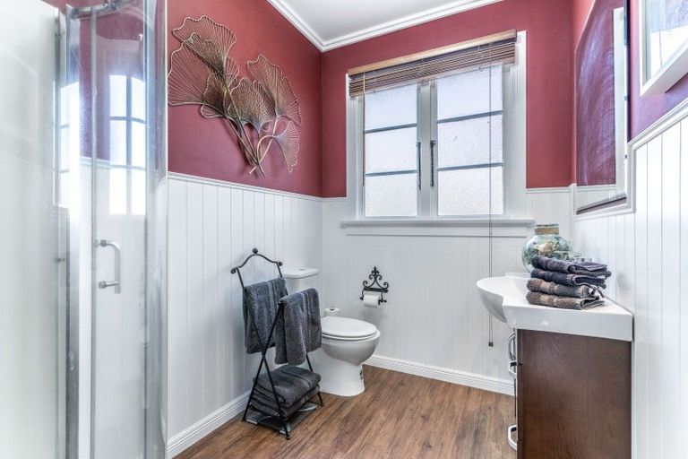 Photo of property in 29 Queen Street, Winton, 9720