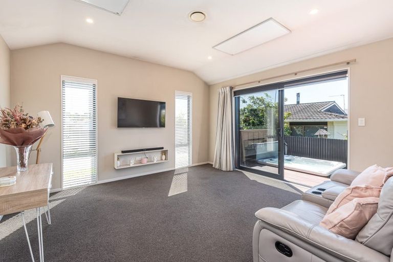 Photo of property in 287a Pine Avenue, South New Brighton, Christchurch, 8062