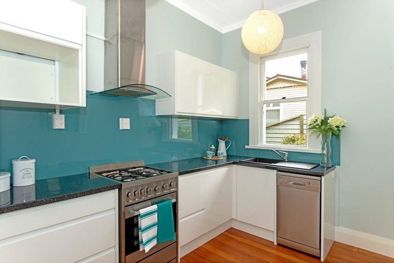 Photo of property in 141 Ballance Street, Whataupoko, Gisborne, 4010