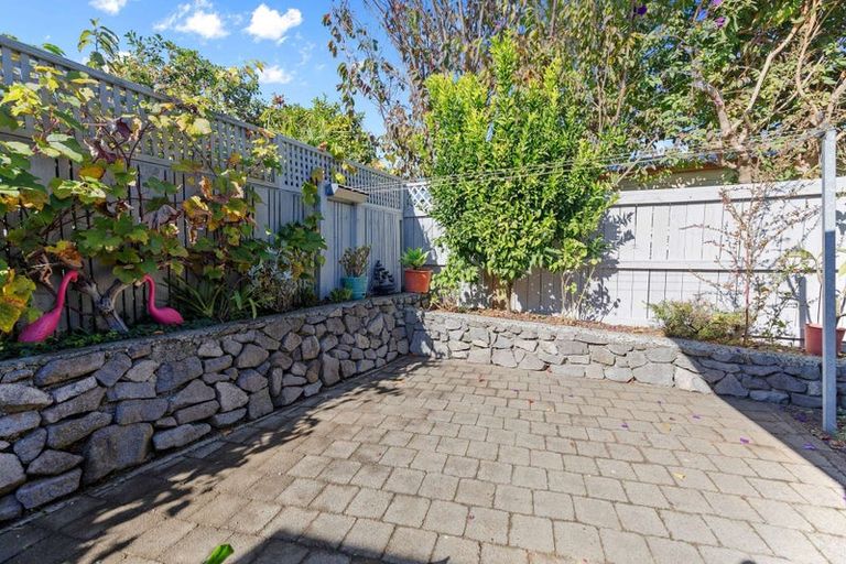 Photo of property in 14b Esmeralda Street, Welcome Bay, Tauranga, 3112
