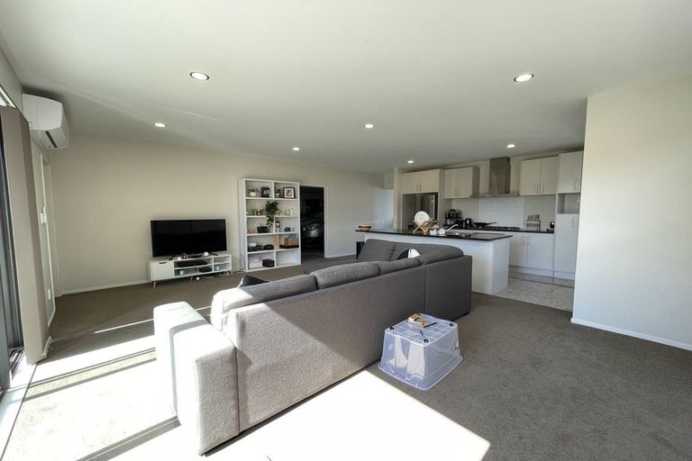 Photo of property in 13 Treestump Road, Takanini, 2112