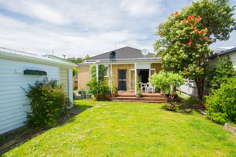 Photo of property in 160 Fox Street, Whataupoko, Gisborne, 4010