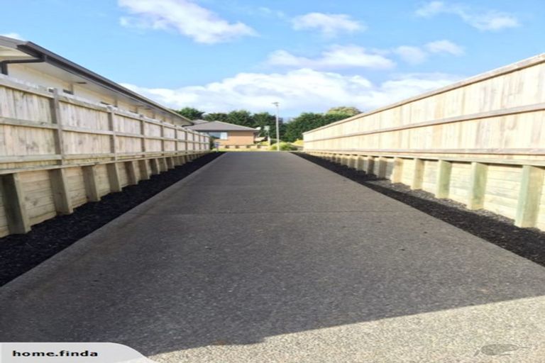 Photo of property in 26 Benmore Crescent, Pyes Pa, Tauranga, 3112