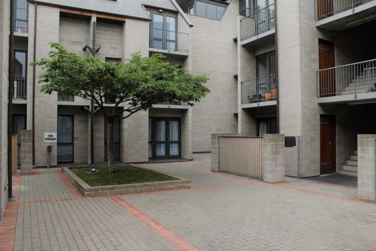 Photo of property in 7/868 Colombo Street, Christchurch Central, Christchurch, 8013