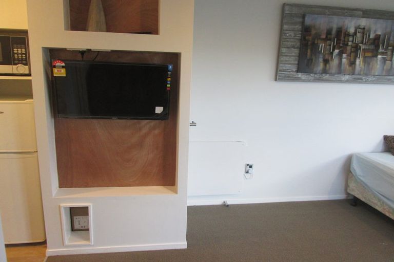 Photo of property in 37 Abby Close, Pukekohe, 2120