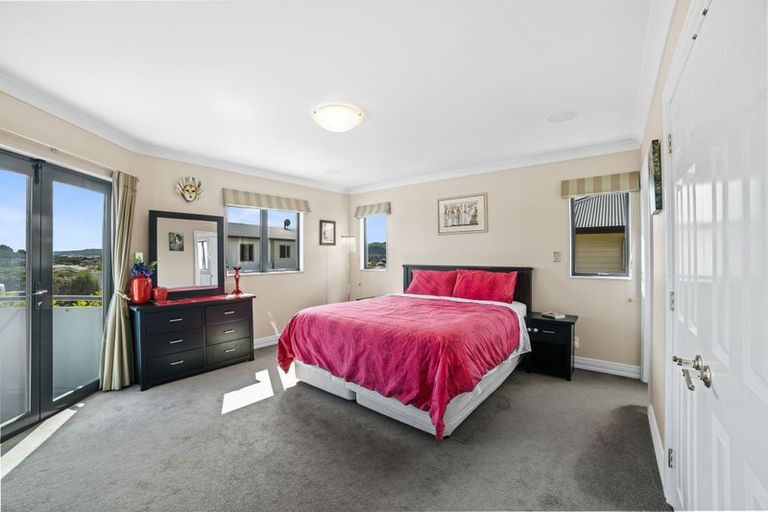 Photo of property in 20 Endeavour Drive, Whitby, Porirua, 5024