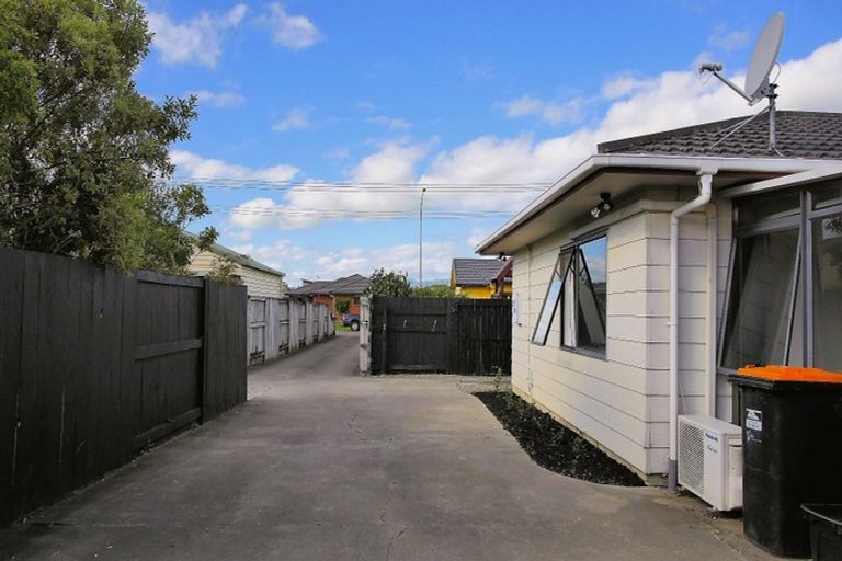 Photo of property in 77 Roberts Line, Kelvin Grove, Palmerston North, 4414