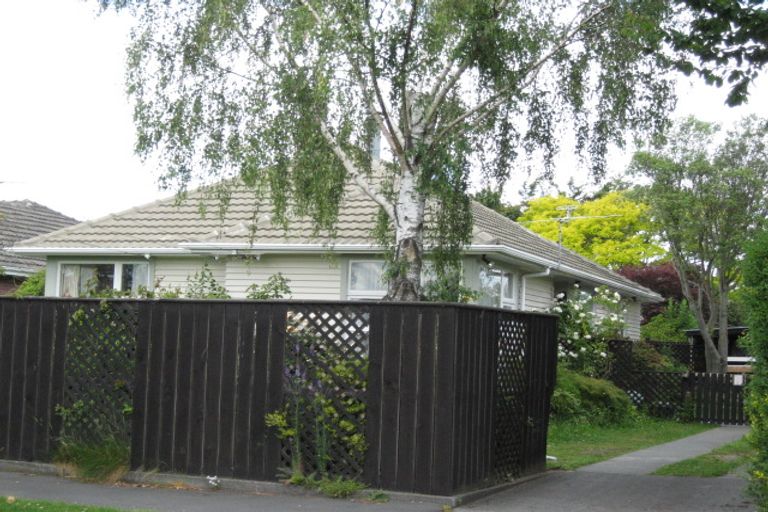 Photo of property in 9 Mappleton Avenue, Burnside, Christchurch, 8053
