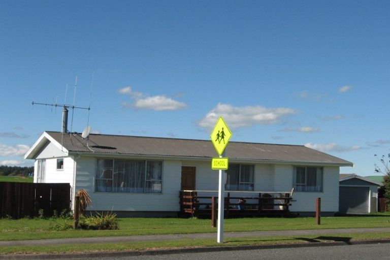 Photo of property in 19 Cargill Street, Tokoroa, 3420