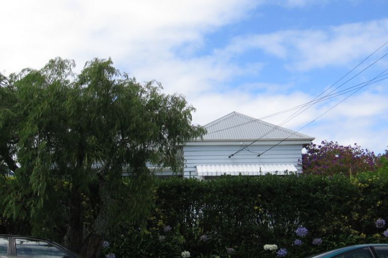 Photo of property in 2 King Edward Street, Mount Eden, Auckland, 1024