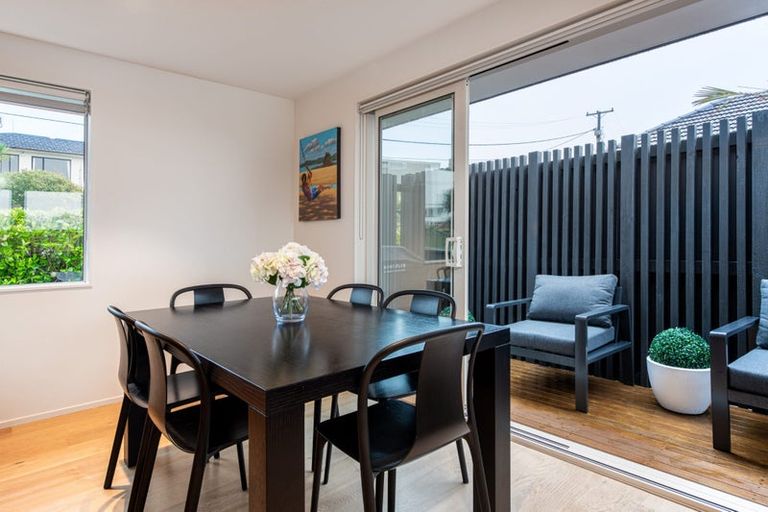 Photo of property in 7b Gulf Road, Murrays Bay, Auckland, 0630