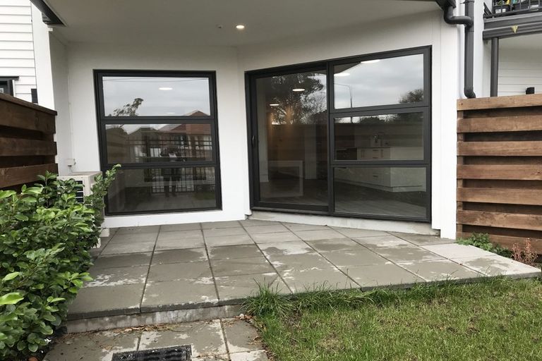 Photo of property in 2/69 Suva Street, Upper Riccarton, Christchurch, 8041