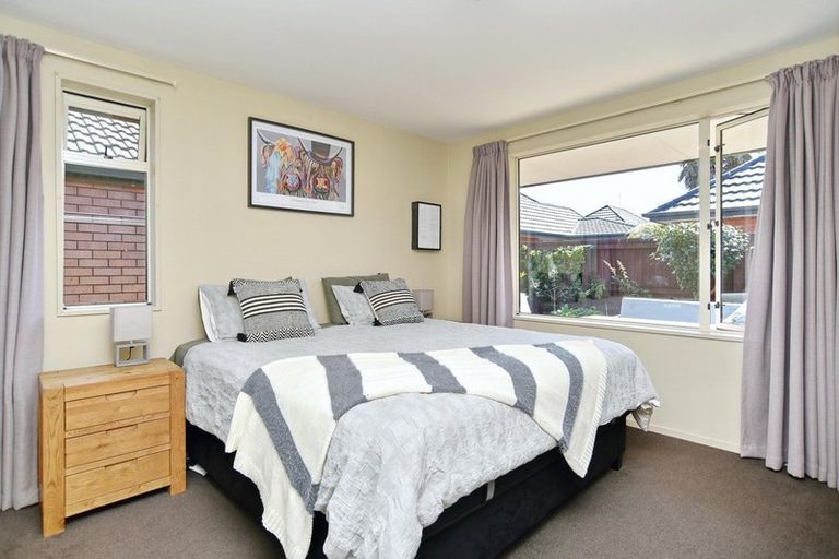 Photo of property in 2/109 Antigua Street, Addington, Christchurch, 8024