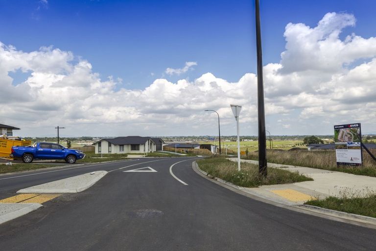 Photo of property in 14 Kapua Crescent, Rototuna North, Hamilton, 3210