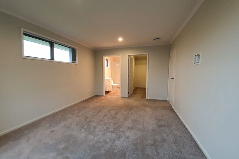 Photo of property in 12 Maxwell Road, Pukekohe, 2120