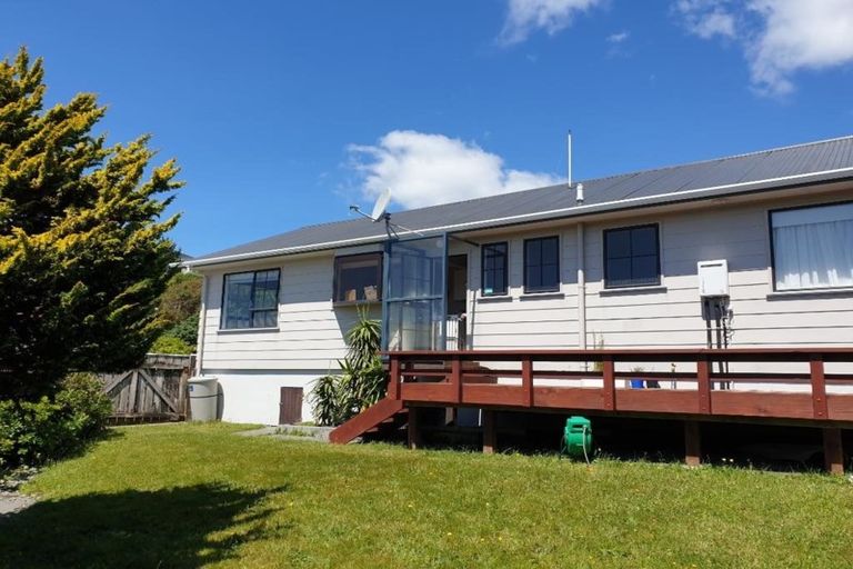 Photo of property in 30 Invercargill Drive, Kelson, Lower Hutt, 5010