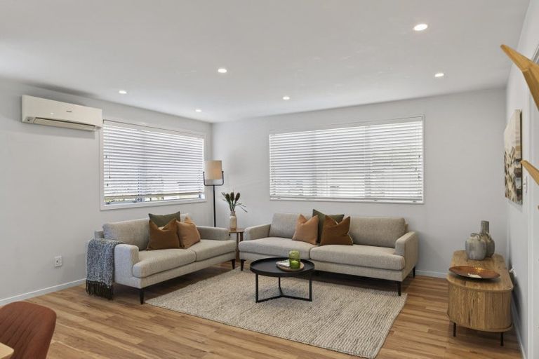 Photo of property in 29 Kenmore Street, Westown, New Plymouth, 4310