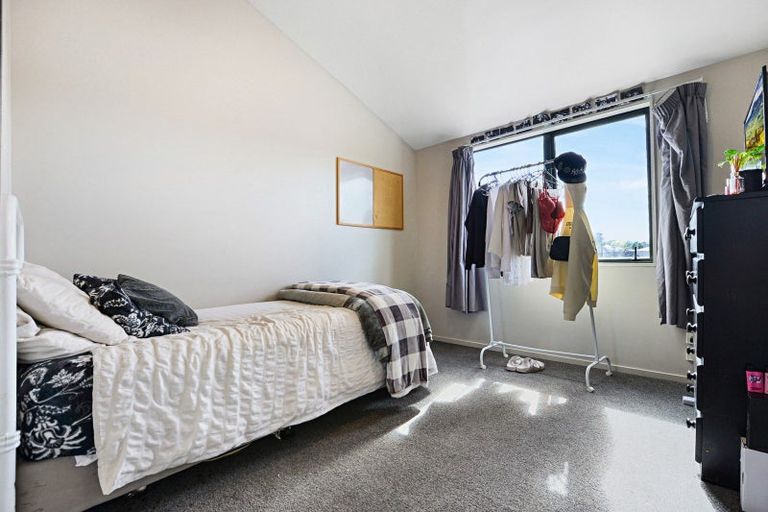 Photo of property in 5c Snead Place, Hamilton East, Hamilton, 3216