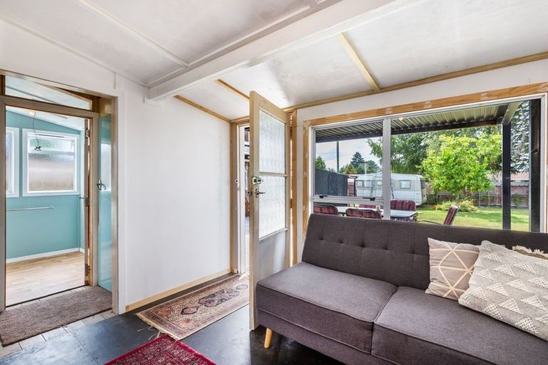 Photo of property in 12 Rangatira Drive, Mangakino, 3421