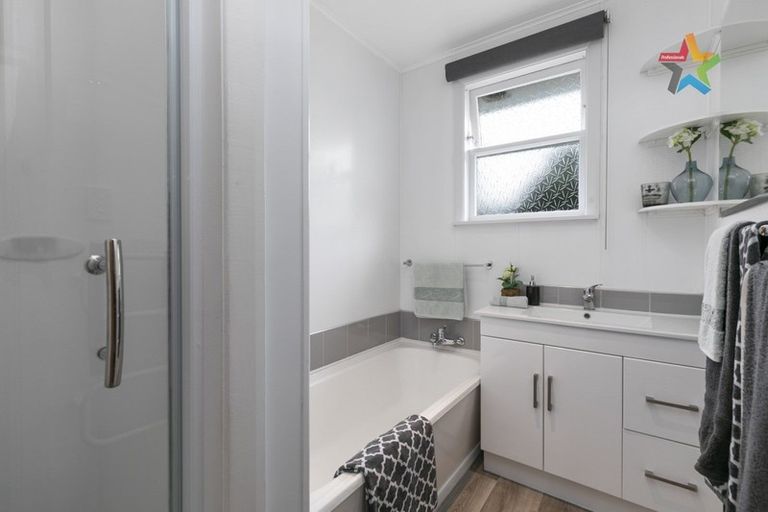 Photo of property in 50 Holdsworth Avenue, Trentham, Upper Hutt, 5018