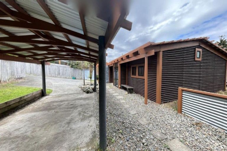 Photo of property in 102a Seaview Road, Paraparaumu Beach, Paraparaumu, 5032