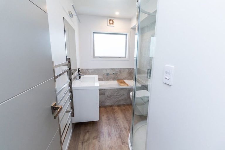 Photo of property in 23a Akaroa Drive, Maupuia, Wellington, 6022