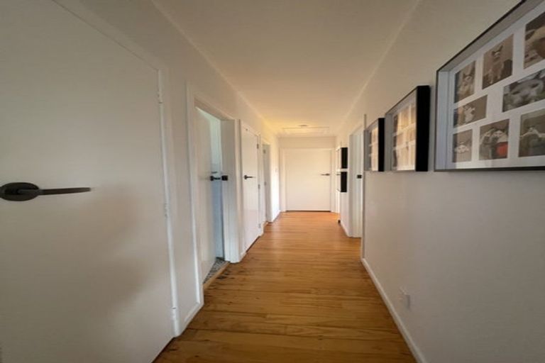 Photo of property in 8 Pandora Place, Pakuranga, Auckland, 2010