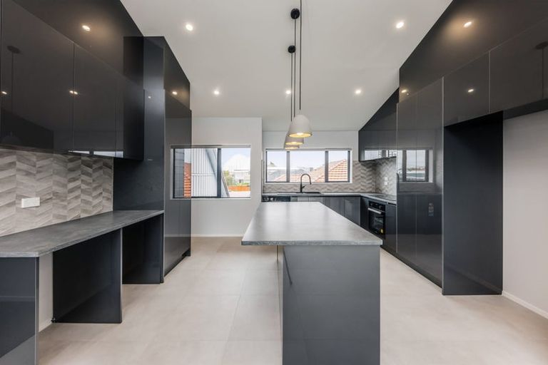 Photo of property in 1/7 Caspar Road, Papatoetoe, Auckland, 2025