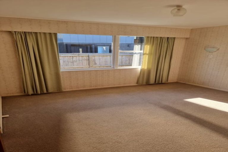 Photo of property in 25 Porutu Street, Fairfield, Lower Hutt, 5011