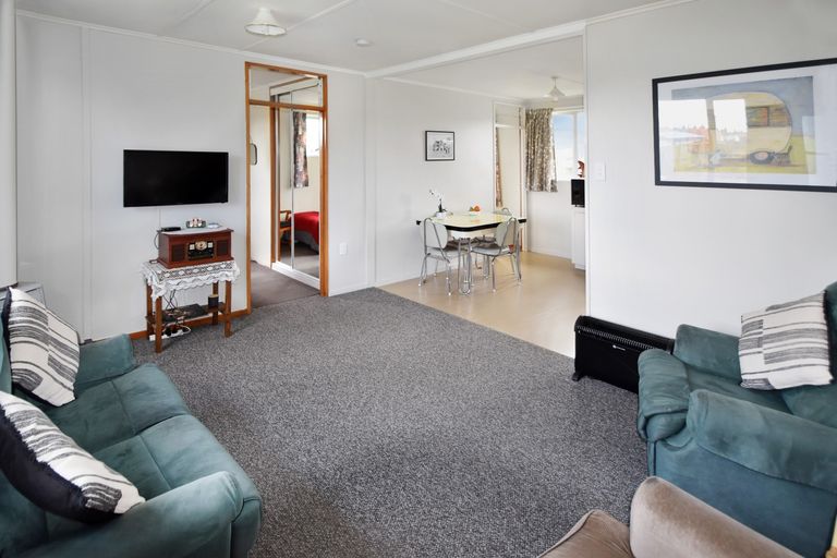 Photo of property in 25 Sealy Street, Twizel, 7901