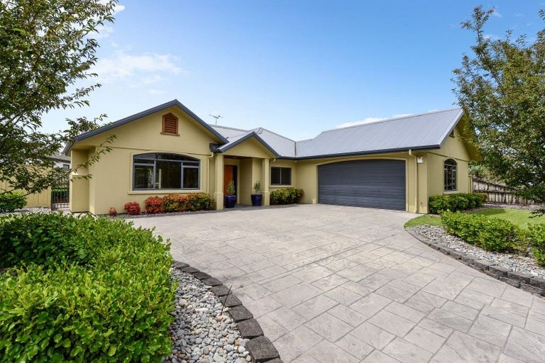 Photo of property in 52 Diomede Glade, Flagstaff, Hamilton, 3210