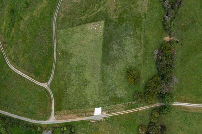 Photo of property in 115 Kereru Lane, Kaiwaka, 0573