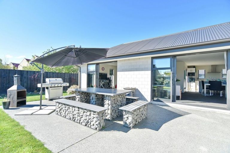 Photo of property in 12b Watkins Drive, Rangiora, 7400