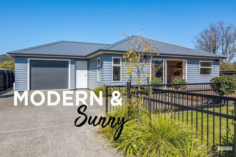 Photo of property in 972a High Street, Avalon, Lower Hutt, 5011