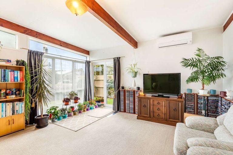 Photo of property in 65 Skerman Street, Marton, 4710