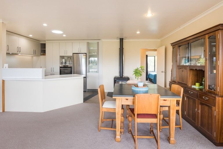 Photo of property in 32 Stoneleigh Lane, Aokautere, Palmerston North, 4471