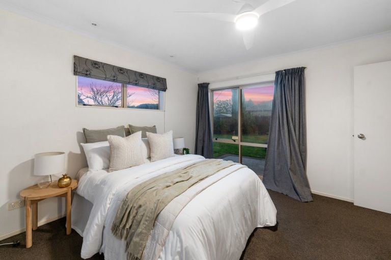 Photo of property in 30 Mcleod Place, Papamoa Beach, Papamoa, 3118