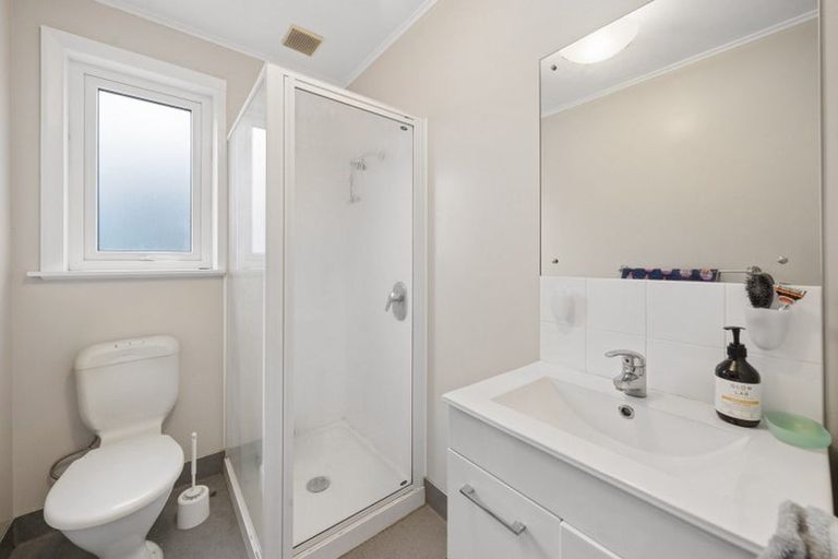 Photo of property in 12a Tyne Street, Island Bay, Wellington, 6023