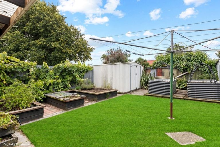 Photo of property in 11 Pannell Avenue, Wainoni, Christchurch, 8061