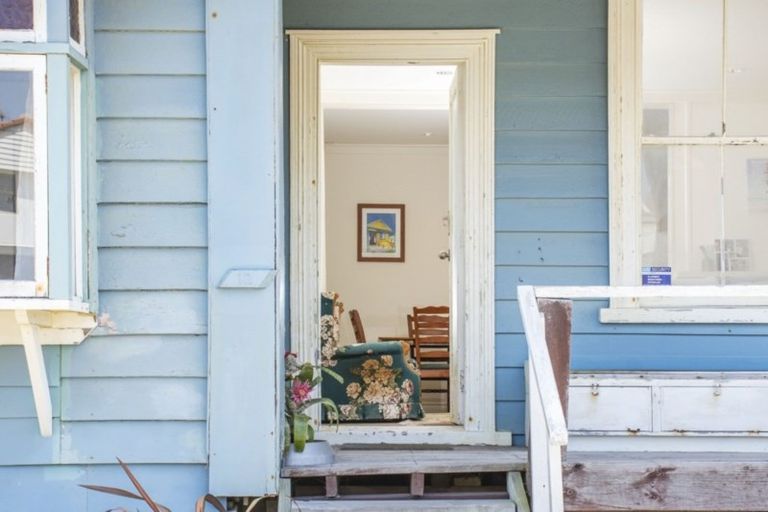 Photo of property in 355a Oceanbeach Road, Mount Maunganui, 3116