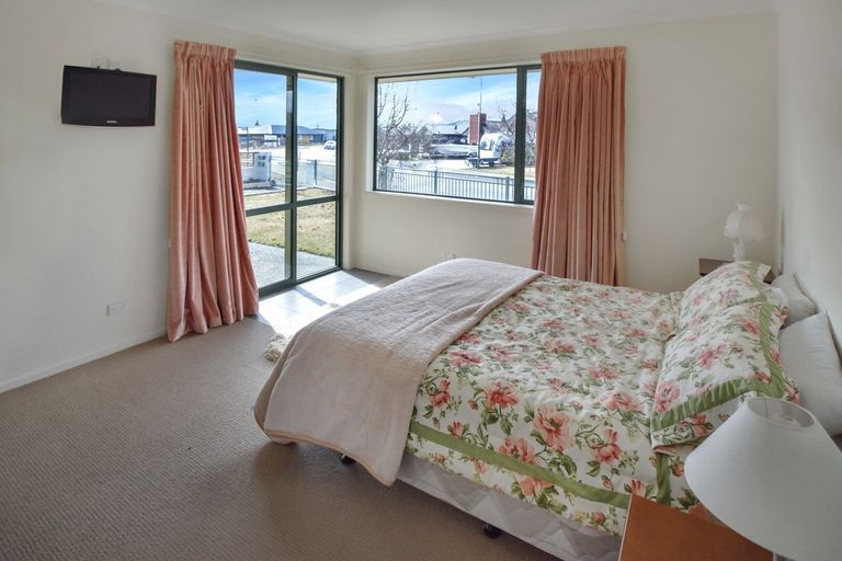 Photo of property in 28 Lakeland Avenue, Twizel, 7901